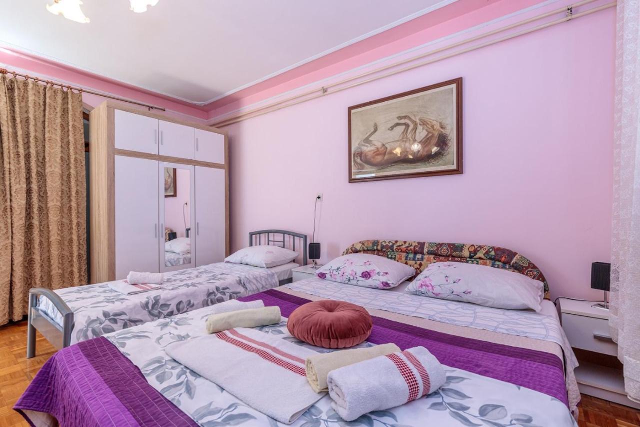 Apartments Volte Rovigno エクステリア 写真