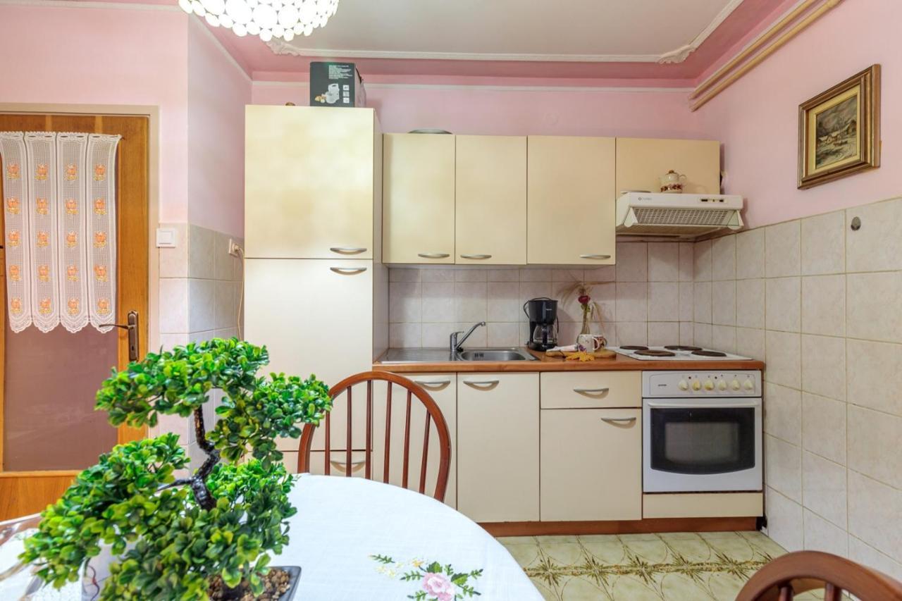 Apartments Volte Rovigno エクステリア 写真