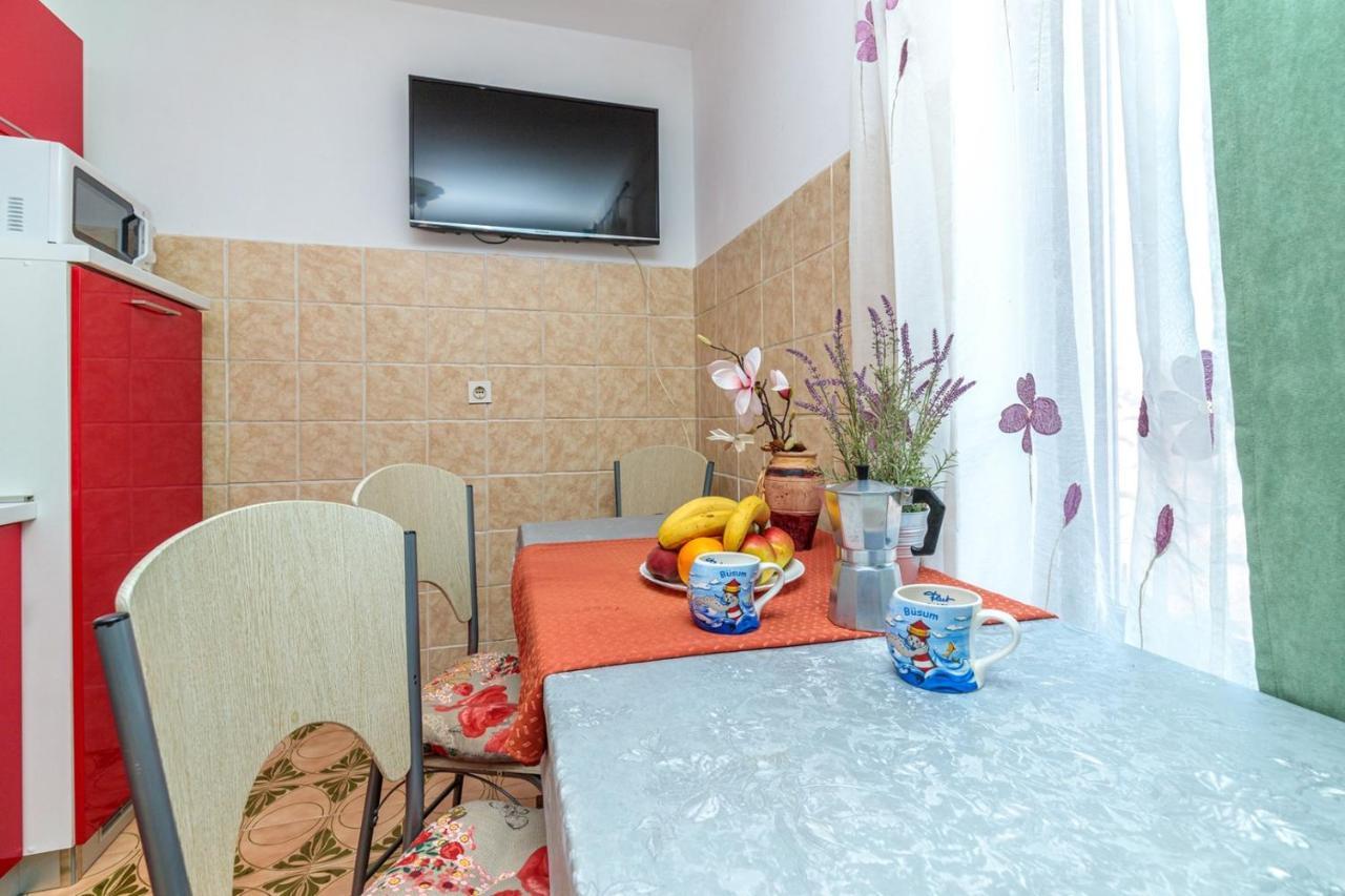 Apartments Volte Rovigno エクステリア 写真
